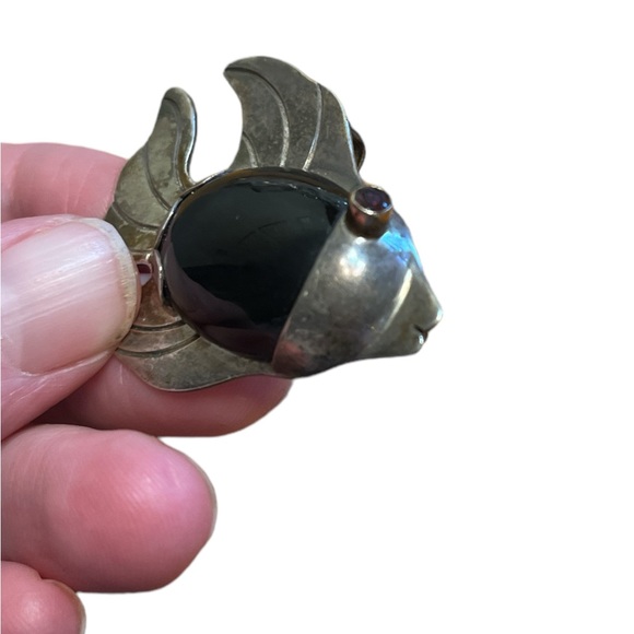 Vintage Nilsson Sterling 14K Gold Onyx Fish Brooch/Pendant - Picture 2 of 5
